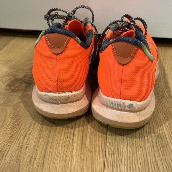 SAUCONY endorphin - Picture 3 of 7